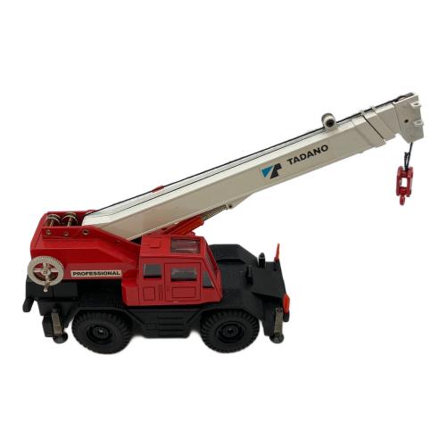 TADANO (タダノ) ROUGH TERRAIN 模型 ピン２本欠品