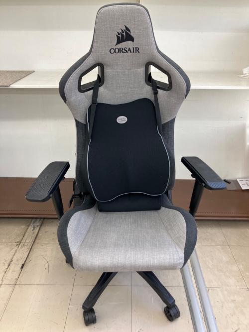 CORSAIR (コルセア) ゲーミングチェア クッション付き グレー