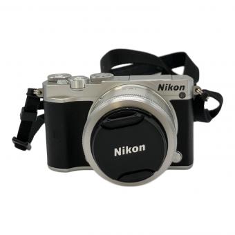 Nikon (ニコン) デジタル一眼レフカメラ 1 J5