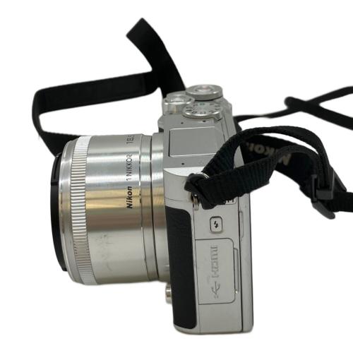 Nikon (ニコン) デジタル一眼レフカメラ 1 J5