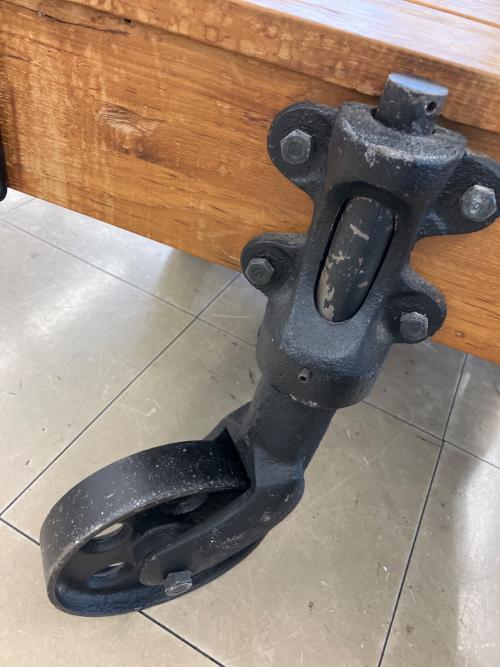 ACME Furniture (アクメファニチャー) ローテーブル GUILD Dolly Table
