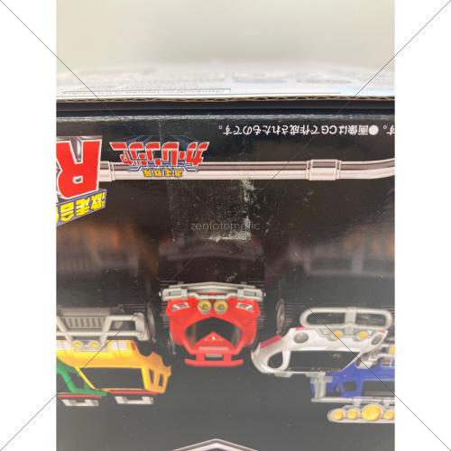 BANDAI (バンダイ) 激走合体 RVロボ プラモデル ※ガムはありません