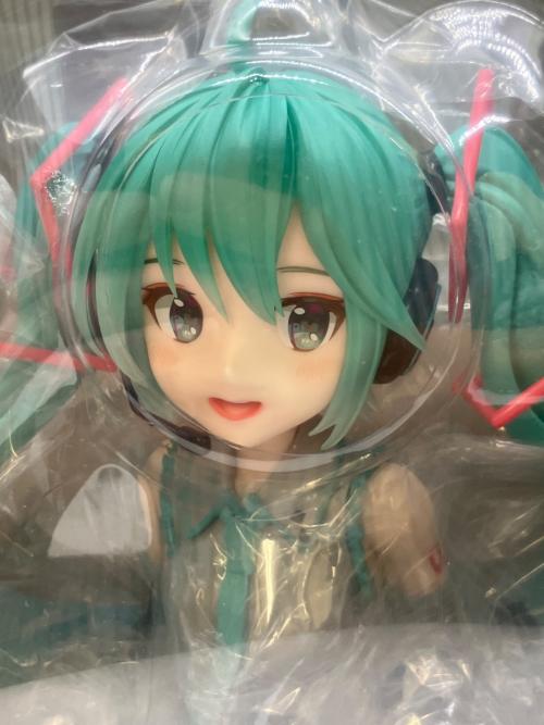 初音ミク (ハツネミク) 胸像フィギュア フィギュア