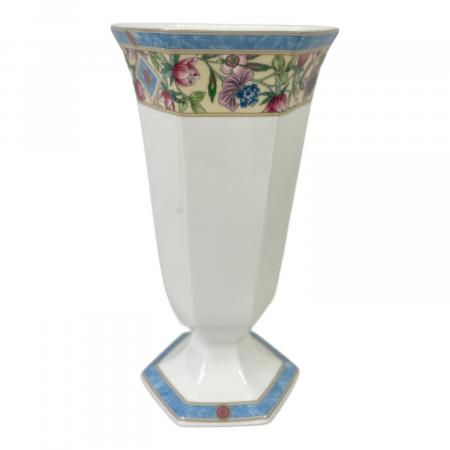 Wedgwood (ウェッジウッド) 花瓶 SARAH（サラ）｜トレファクONLINE