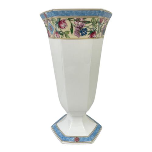 Wedgwood (ウェッジウッド) 花瓶 SARAH（サラ）