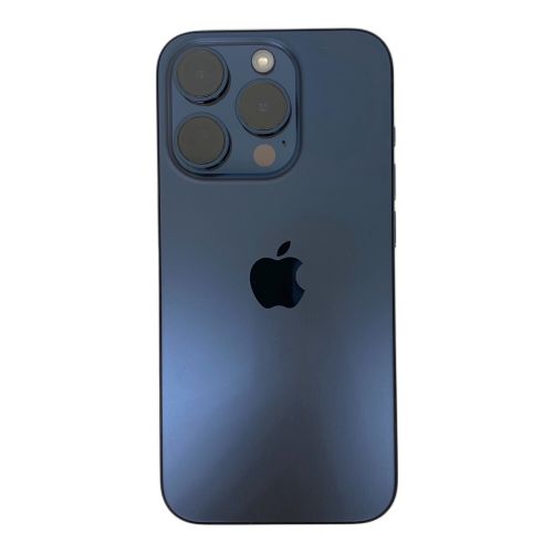 Apple iPhone15 Pro ケーブル付き MTUG3J/A サインアウト確認済 355721790051397 ▲ au 修理履歴無し 256GB バッテリー:Aランク(93%) 程度:Bランク iOS 端末初期化済み