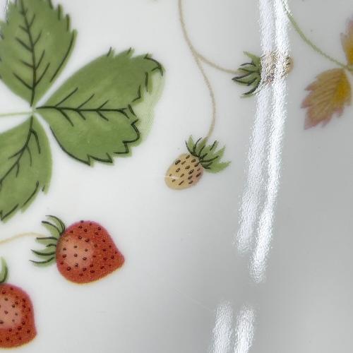 Wedgwood (ウェッジウッド) オクタゴナルディッシュ L ワイルドストロベリー