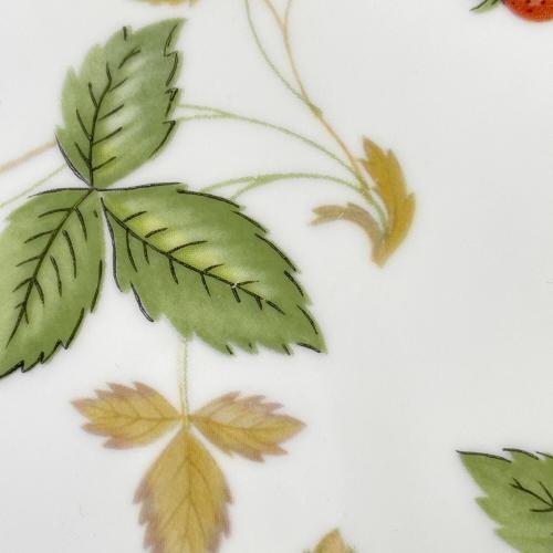 Wedgwood (ウェッジウッド) オクタゴナルディッシュ L ワイルドストロベリー