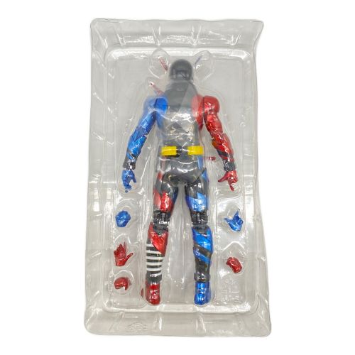 S.H.Figuarts (エスエイチフィギュアーツ) フィギュア 仮面ライダービルド ラビットタンクフォーム