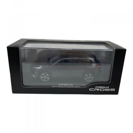 TOYOTA (トヨタ) カローラ クロス ミニカー（1/30スケール ダイ