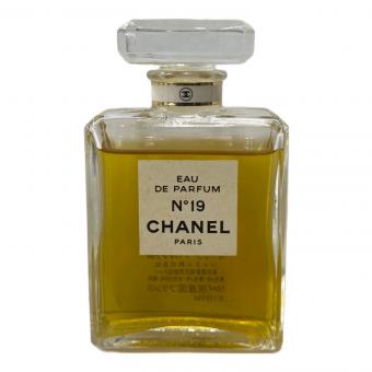 CHANEL (シャネル) オードパルファム N°19 50ml 残量80%-99%