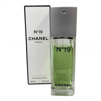 CHANEL (シャネル) N°19　オードゥ トワレット（ヴァポリザター）　1000ml 残量50%-80%