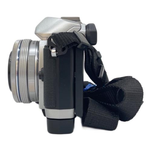 OLYMPUS (オリンパス) ミラーレスデジタルカメラ OM-D E-M10 14-42mm EZ レンズキット