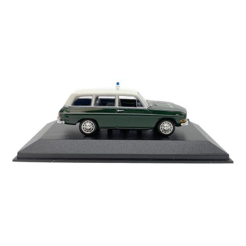 MINICHAMPS (ミニチャンプス) モデルカー 1/43 Audi 60 Variant 1970