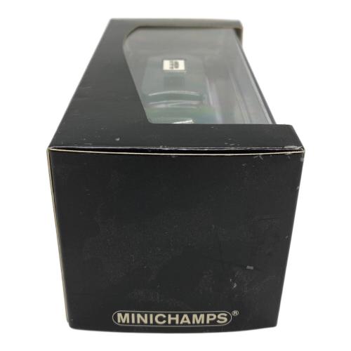 MINICHAMPS (ミニチャンプス) Volkswagen T1 Kastenwagen モデルカー 1/43