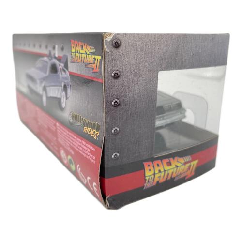 ミニカー デロリアン