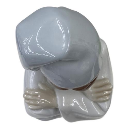 LLADRO (リヤドロ) フィギュリン　06483　もう起きなきゃ