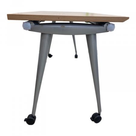 Herman Miller ハーマンミラー　アバック　エンバイロメンツ　デスク Herman Miller (ハーマンミラー) ワークデスク アバック エンバイロ