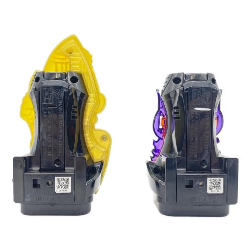 仮面ライダーリバイス (カメンライダーリバイス) 変身ベルト DXキメラドライバー＆ジュウガドライバーユニット 仮面ライダー プレミアムバンダイ限定