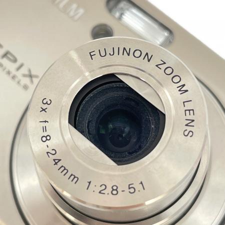 FUJIFILM (フジフィルム) コンパクトデジタルカメラ FinePix F50fd