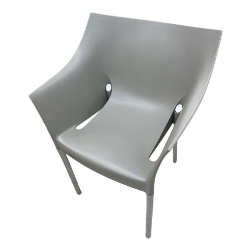 Kartell (カルテル) アームチェアー DR.NO 191 グレー×シルバー