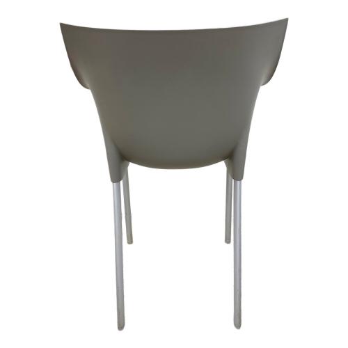 Kartell (カルテル) アームチェアー DR.NO 191 グレー×シルバー