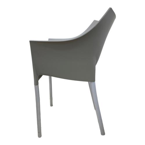 Kartell (カルテル) アームチェアー DR.NO 191 グレー×シルバー