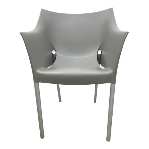 Kartell (カルテル) アームチェアー DR.NO 191 グレー×シルバー