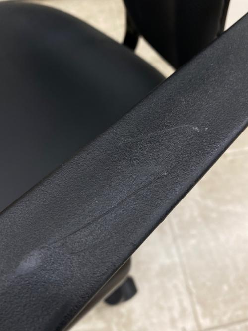 ニトリ オフィスチェア ブラック デュオレハイ2