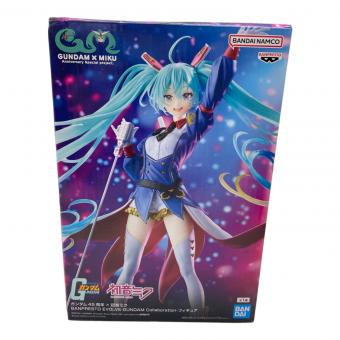 BANDAI SPIRITS(バンダイスピリッツ) 機動戦士ガンダム 初音ミク GUNDAM Collaboration フィギュア BANPRESTO EVOLBE ガンダム45周年×初音ミク