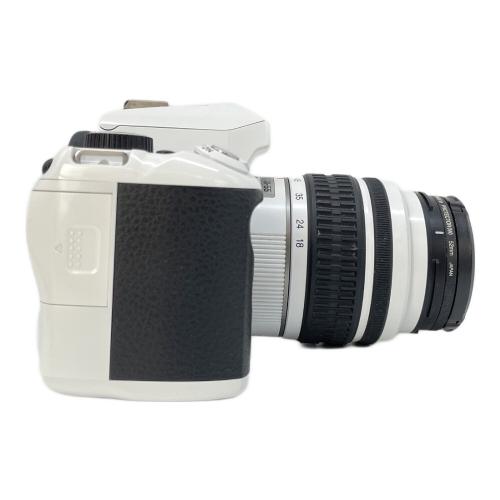 PENTAX (ペンタックス) デジタル一眼レフカメラ K-r ①