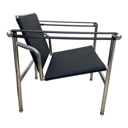 ラウンジチェアー リプロダクト品 207 ブラック LC1