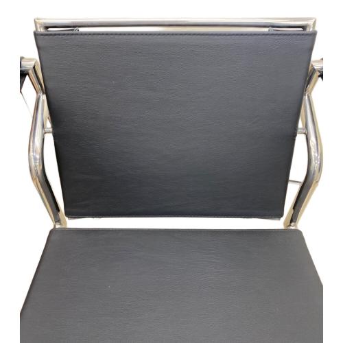 ラウンジチェアー リプロダクト品 207 ブラック LC1