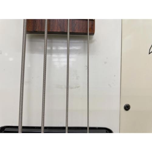 EPIPHONE (エピフォン) エレキベース ネックエンドヒビ有