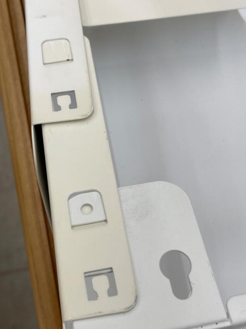 IKEA (イケア) 新聞ラック 廃盤品 KVISSLE
