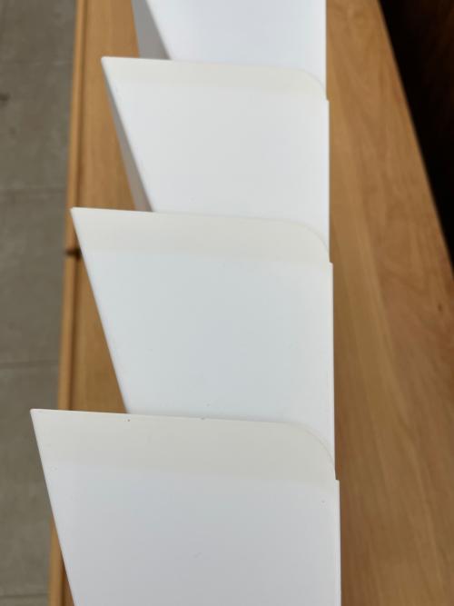 IKEA (イケア) 新聞ラック 廃盤品 KVISSLE