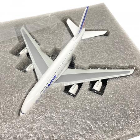 航空機・ヘリコプター herpa 1/400 Air France Airbus A380-800 herpa (ヘルパ) Airbus a380-800 模型 1/500 ari france｜トレファクONLINE