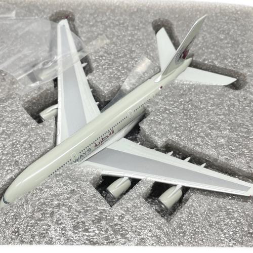 herpa (ヘルパ) Qatar Airways 模型 aribus a380 1/500