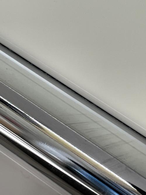 USM Haller (ユーエスエムハラー) ドロップダウンドア チェスト @ Π ホワイト
