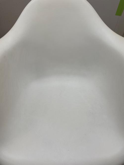 Herman Miller (ハーマンミラー) イームズチェア ホワイト