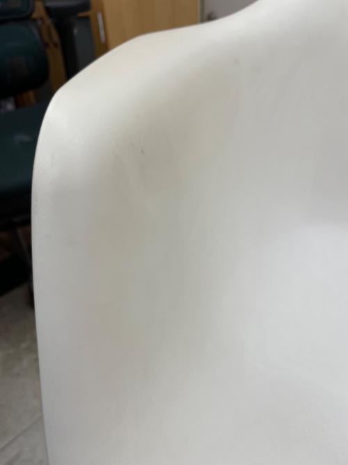 Herman Miller (ハーマンミラー) イームズチェア ホワイト