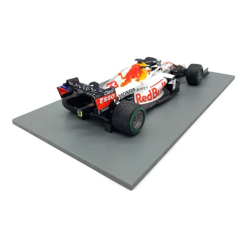 SPARK (スパーク) ミニカー 1/18 レッドブルレーシング ホンダ RB16B