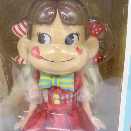 フィギュア ファンシーサーカス ペコちゃん人形