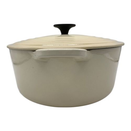 LE CREUSET (ルクルーゼ) 鍋 26cm アイボリー