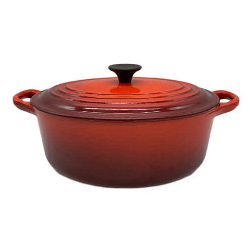 LE CREUSET (ルクルーゼ) 両手鍋 23cm 2.6L ココットオーバル