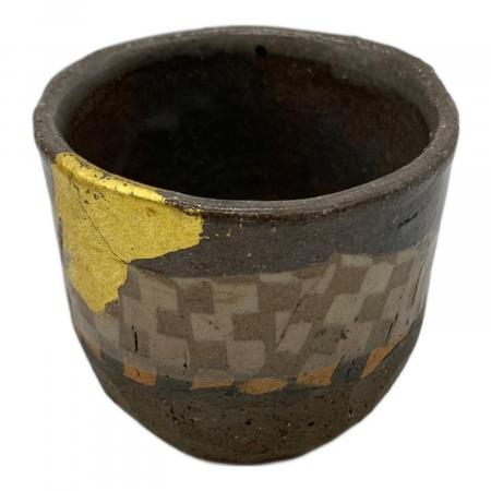 九谷焼 (クタニヤキ) ぐい呑み 北村隆 金彩｜トレファクONLINE