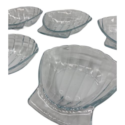 ガラス 皿5枚セット 楽天市場】ガラス角皿 14.7cm 花束 金縁 在庫限りガラス 日本製