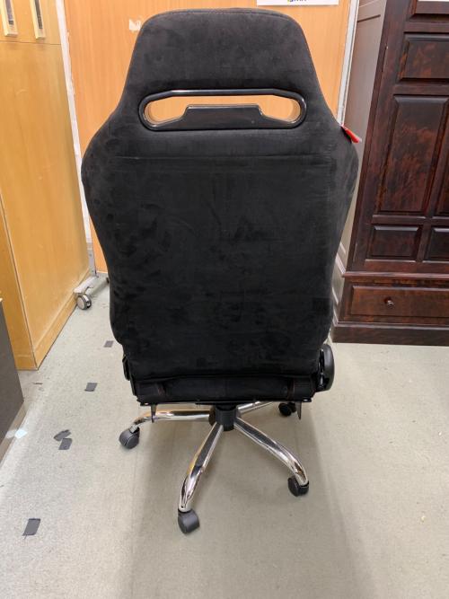 RENNSPORT（レンシュポルト） オフィスチェア ブラック×レッド