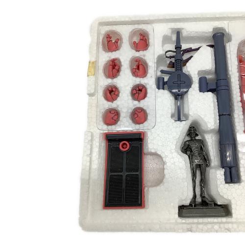 BANDAI (バンダイ) 機動戦士ガンダム ※箱イタミ有 超合金 可動戦士ガンダム シャア専用ザク GD-20