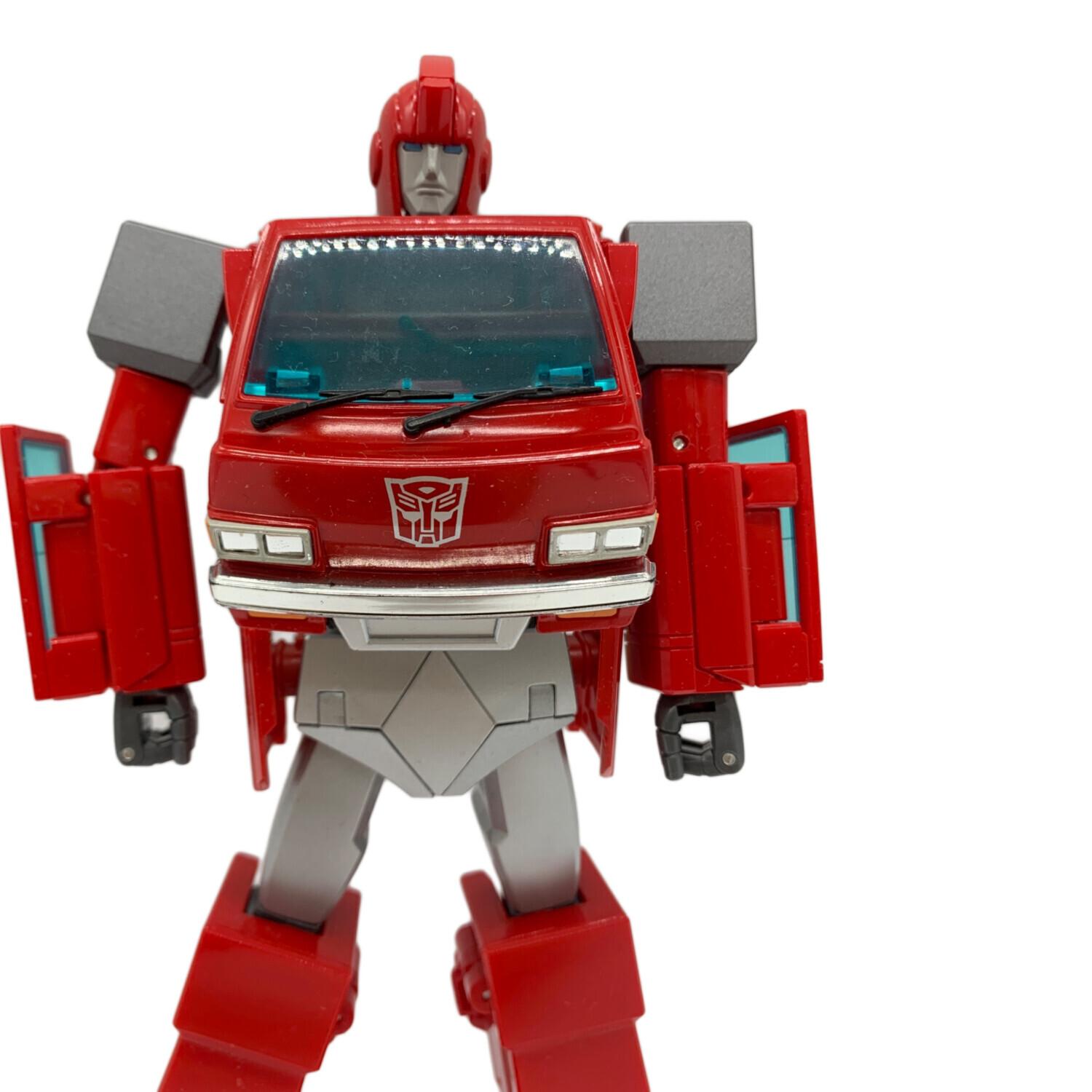 MP-27 アイアンハイド アップグレード済 トランスフォーマー マスターピース MP-27 アイアンハイド｜トランスフォーマーオフィシャルサイト｜タカラ